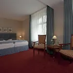 Knobelsdorff Hotel 3*