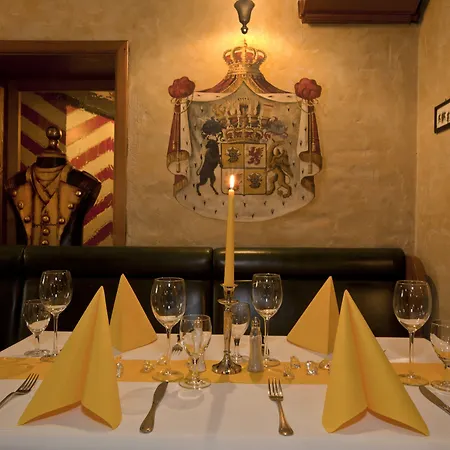 Hotel Knobelsdorff 3*