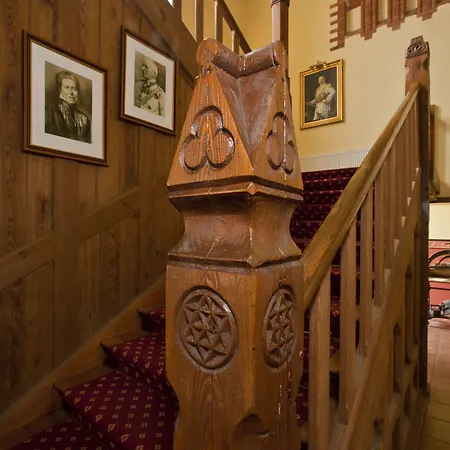 Knobelsdorff Hotel 3*