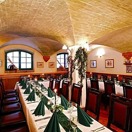 Knobelsdorff Hotel 3*