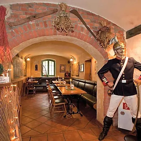 Hotel Knobelsdorff 3*