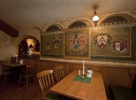 Hotel Knobelsdorff 3*
