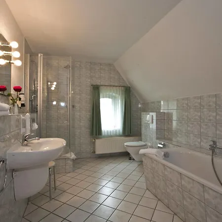 Knobelsdorff Hotel