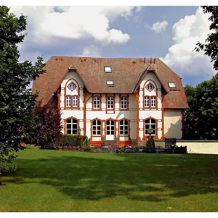 Hotel Knobelsdorff 3*