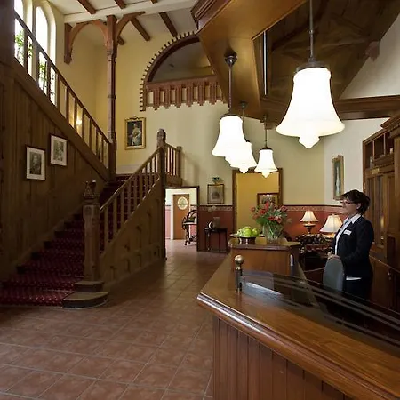 Knobelsdorff Hotel