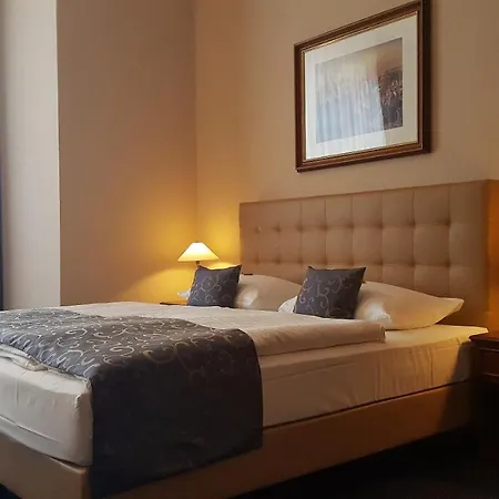 Knobelsdorff Hotel 3*